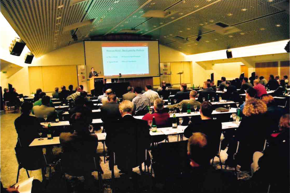 Sport Forum Schweiz – Historische Impressionen, Kongressteilnehmer im Plenum