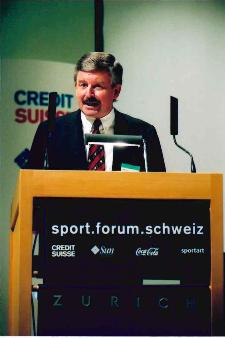 Sport Forum Schweiz – Historische Impressionen, Speaker am Podium